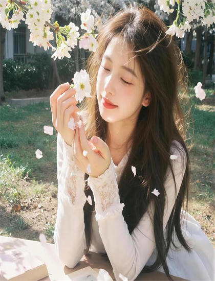 杨钰莹高清视频-我的泪珠儿视频